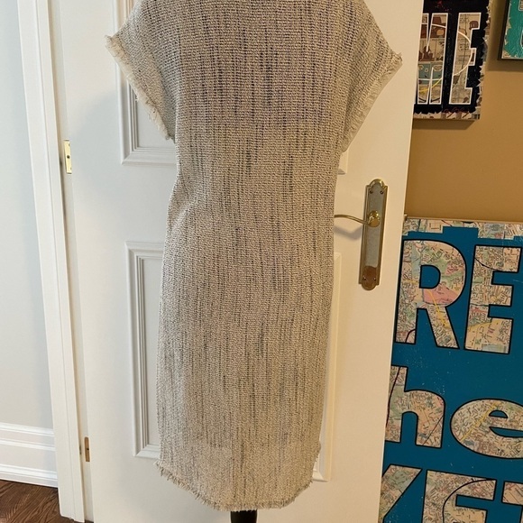 Elie Tahari summer dress with slip under piece - Picture 3 of 10